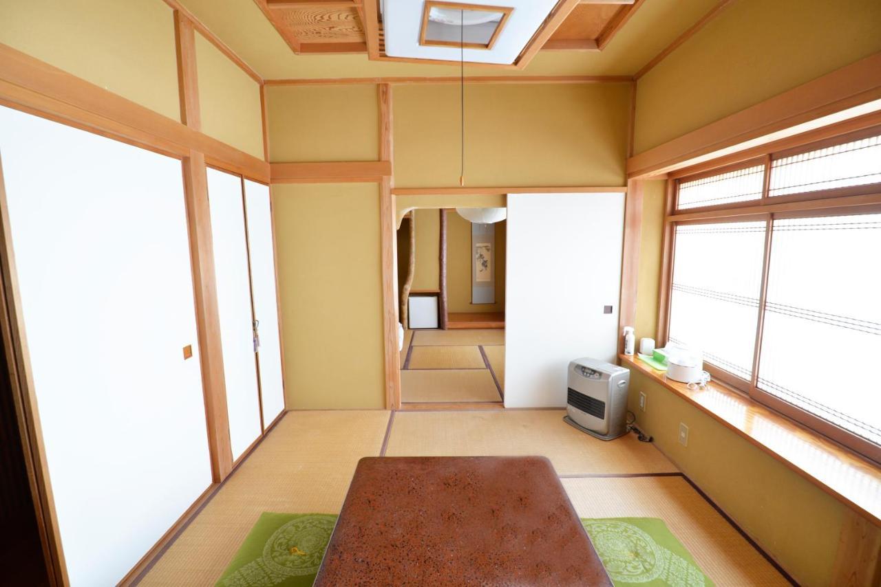 פוג'ינומיה Fwa Guest House מראה חיצוני תמונה
